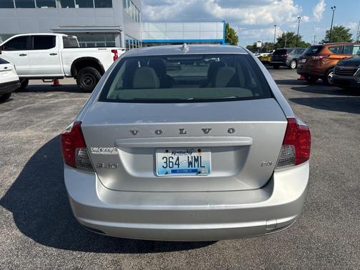 2009 Volvo S40 2.4i