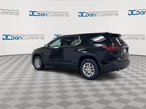 2022 Chevrolet Traverse LS