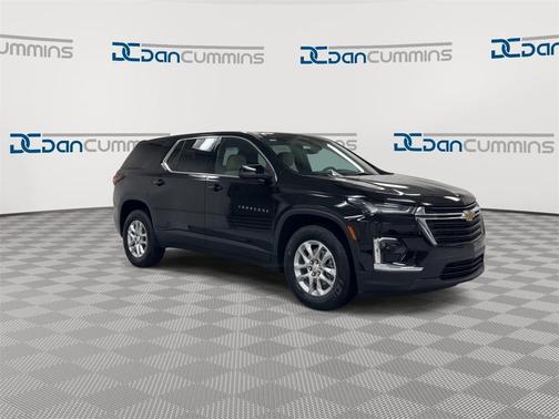 2022 Chevrolet Traverse LS
