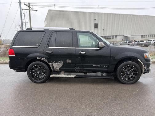 2017 Lincoln Navigator Select