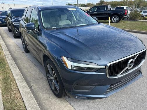 2021 Volvo XC60 T5 Momentum
