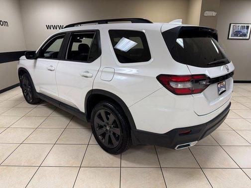 2023 Honda Pilot Sport