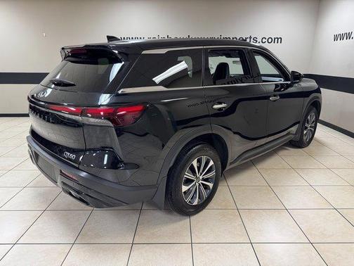 2025 INFINITI QX60 Pure