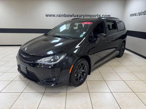 2018 Chrysler Pacifica Touring-L