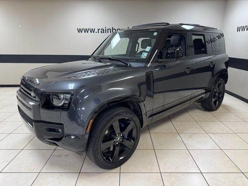 2024 Land Rover Defender P400 X-Dynamic SE