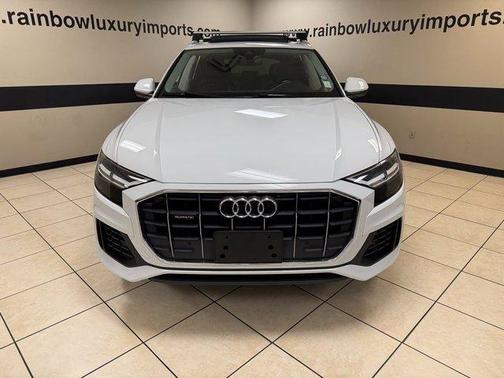 2019 Audi Q8 Premium