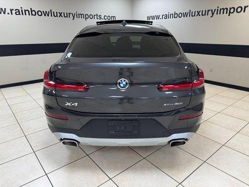 2024 BMW X4 xDrive30i