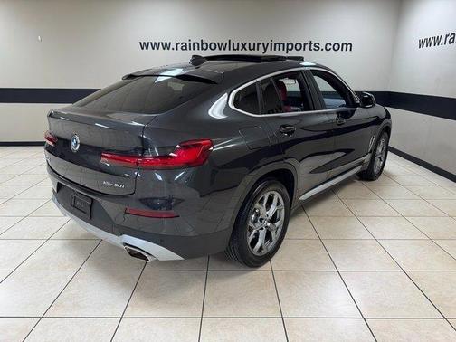 2024 BMW X4 xDrive30i