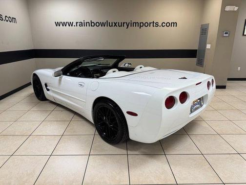 2004 Chevrolet Corvette Base