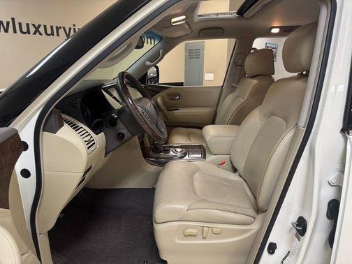 2017 INFINITI QX80 Base