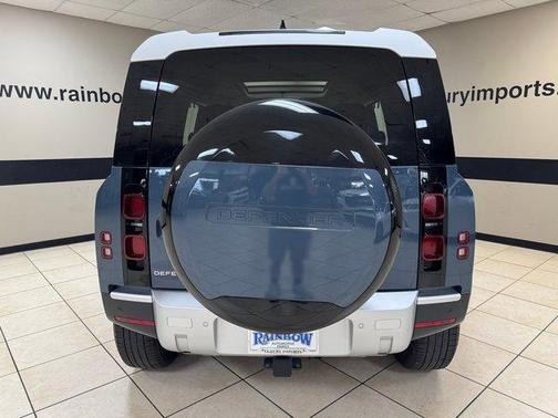 2024 Land Rover Defender P400 S