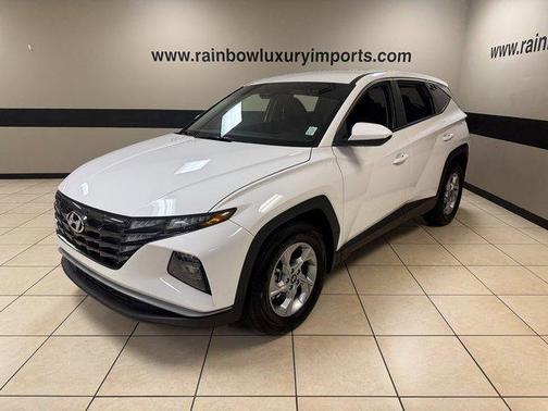 2023 Hyundai TUCSON SE