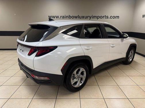 2023 Hyundai TUCSON SE