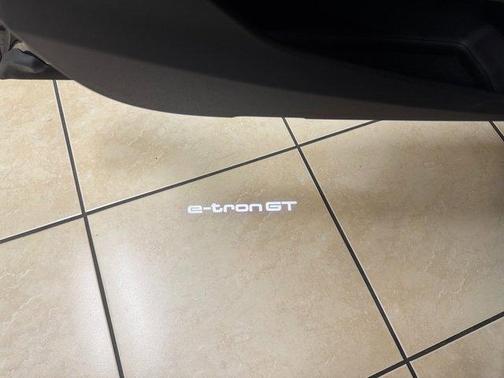 2023 Audi e-tron GT Premium Plus