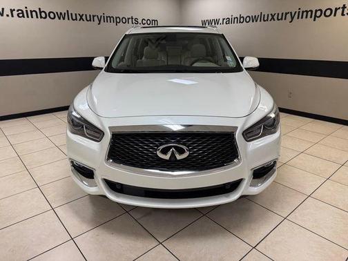 White 2018 INFINITI QX60 Base