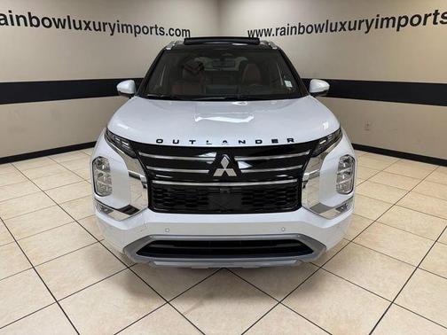 White 2026 Mitsubishi Outlander SEL