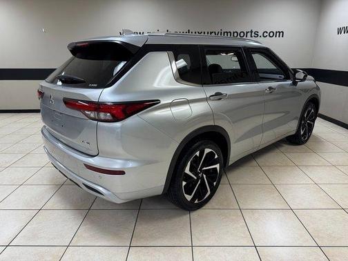 2022 Mitsubishi Outlander SEL
