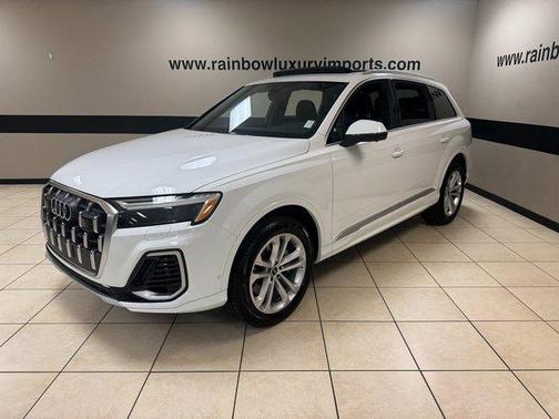 2025 Audi Q7 45 Premium