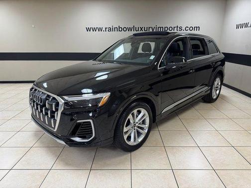 2025 Audi Q7 55 Premium Plus