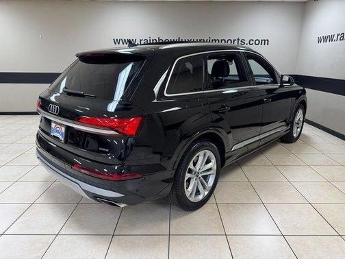 2025 Audi Q7 55 Premium Plus