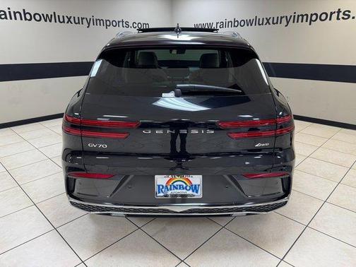 2026 Genesis GV70 2.5T