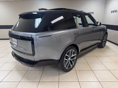 2024 Land Rover Range Rover P400 SE