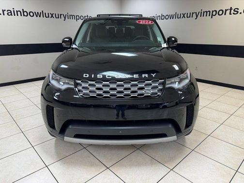 2024 Land Rover Discovery P300 S