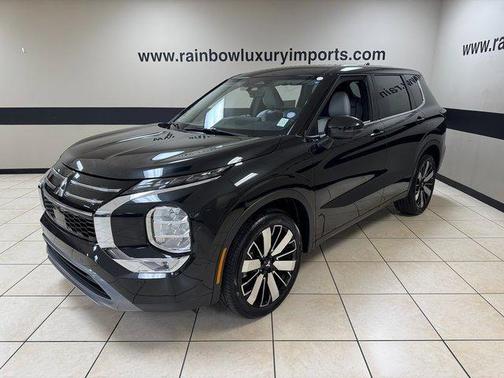 2026 Mitsubishi Outlander SE