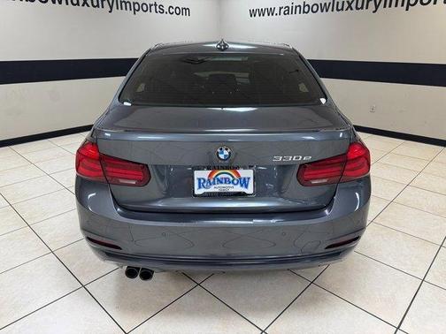 2018 BMW 330e iPerformance