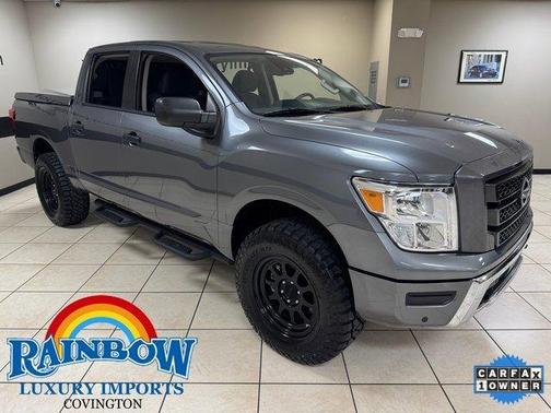 2023 Nissan Titan SV