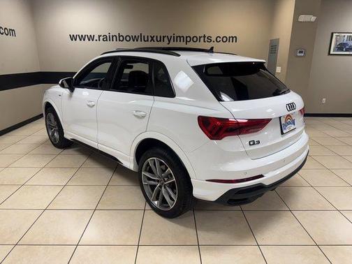 2024 Audi Q3 45 S line Premium