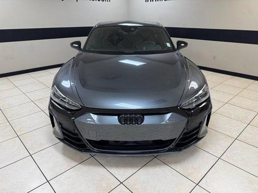 2023 Audi e-tron GT Prestige
