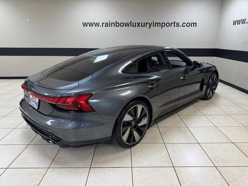 2023 Audi e-tron GT Prestige