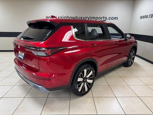 Diamond Red 2026 Mitsubishi Outlander SE