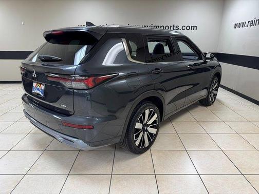 2025 Mitsubishi Outlander SEL