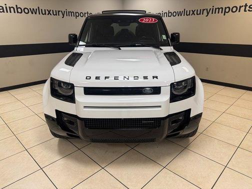 2023 Land Rover Defender 110 X-Dynamic SE