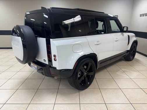 2023 Land Rover Defender 110 X-Dynamic SE