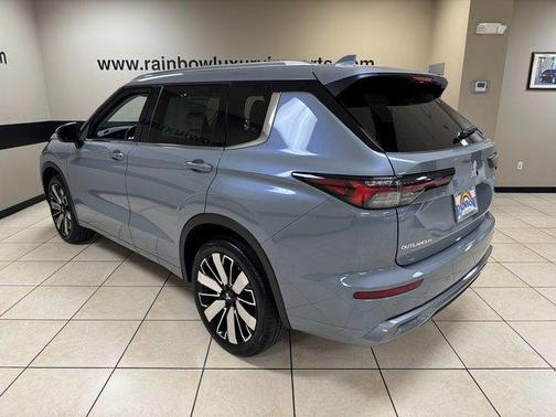 2025 Mitsubishi Outlander SEL