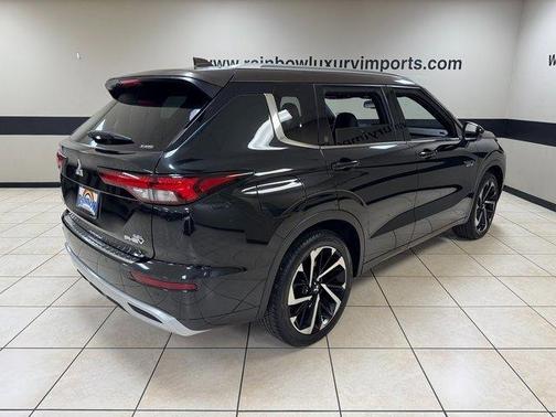 2023 Mitsubishi Outlander PHEV 40th Anniversary