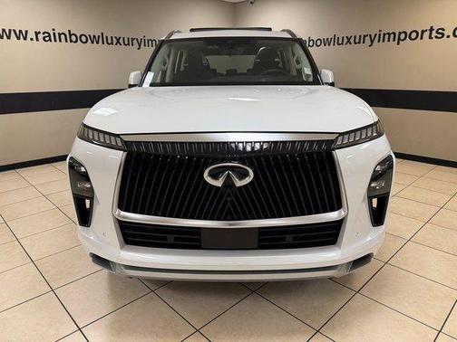 2025 INFINITI QX80 SENSORY