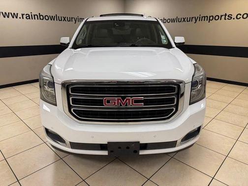 Summit White 2017 GMC Yukon XL SLT