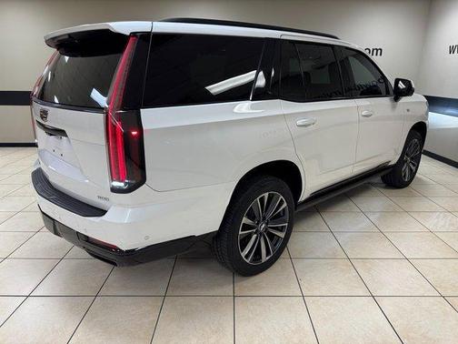 2025 Cadillac Escalade Sport