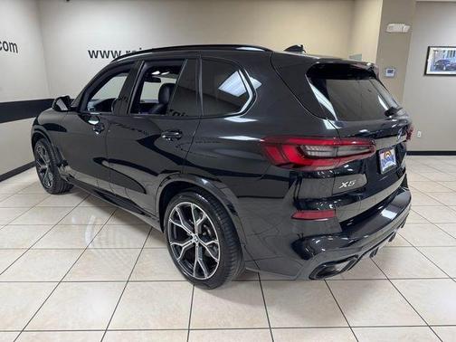 Black Sapphire Metallic 2023 BMW X5 sDrive40i
