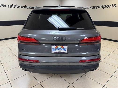 2025 Audi Q7 45 Premium