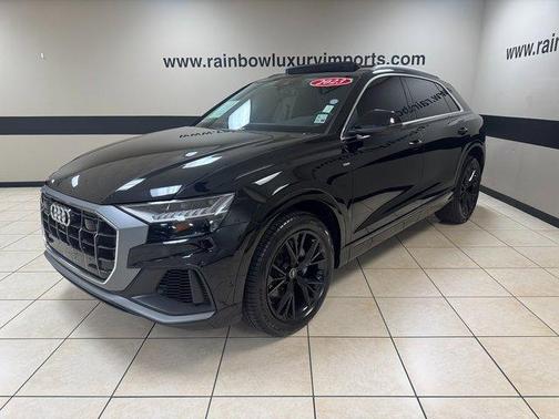 2023 Audi Q8 55 Premium Plus
