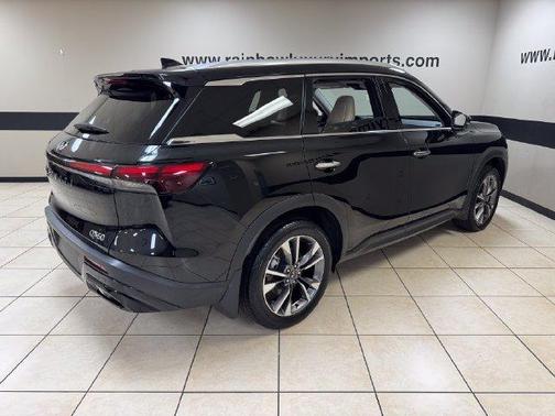 Diamond Black 2024 INFINITI QX60 Luxe