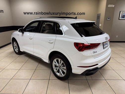 2022 Audi Q3 45 S line Premium