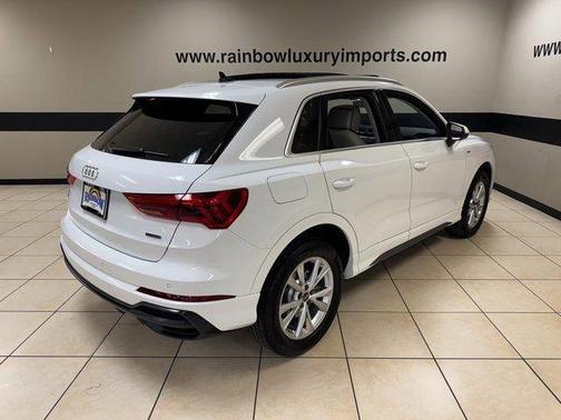 2022 Audi Q3 45 S line Premium