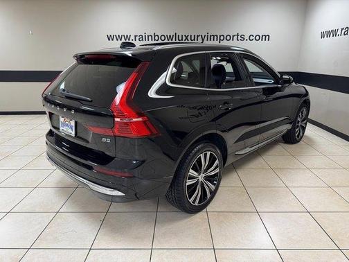 2022 Volvo XC60 B5 Inscription