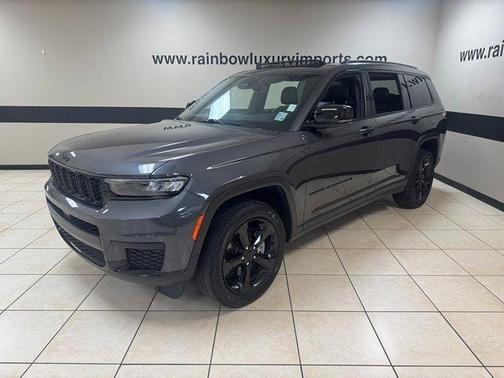 2022 Jeep Grand Cherokee L Laredo